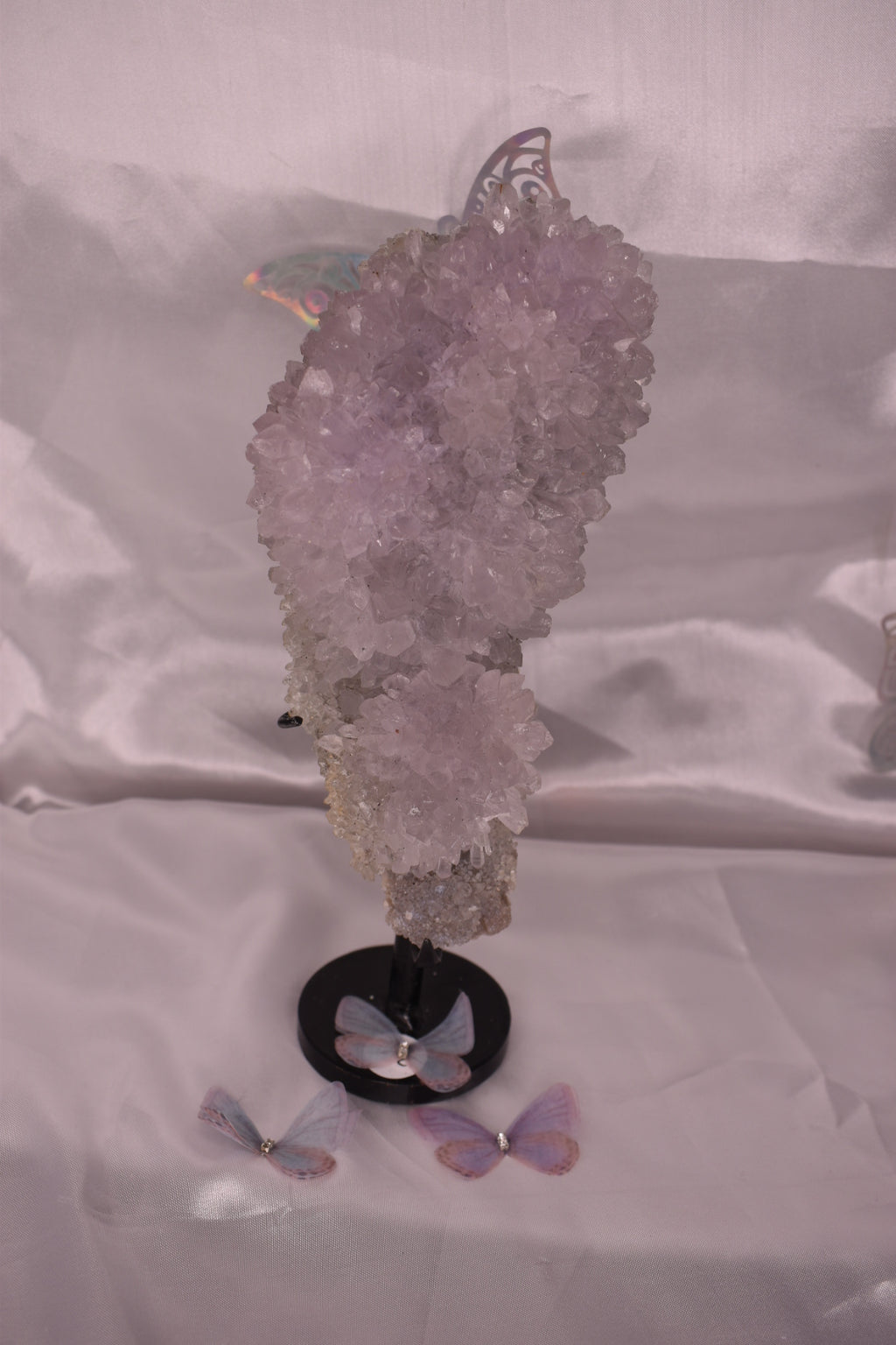 Flower amethyst on stand