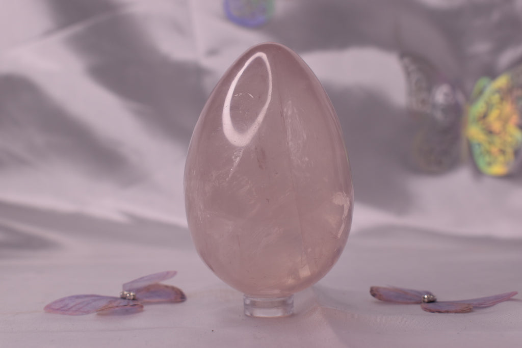 Rose quartz egg