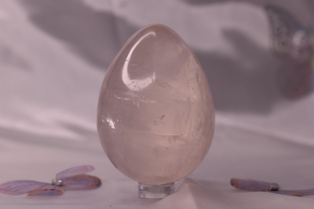 Rose quartz egg
