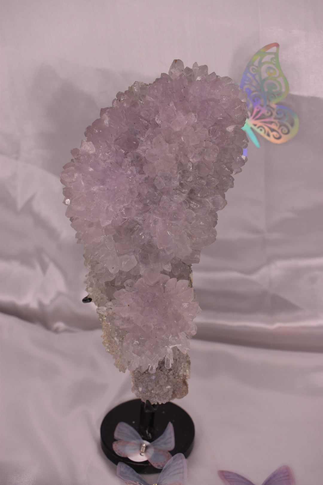 Flower amethyst on stand
