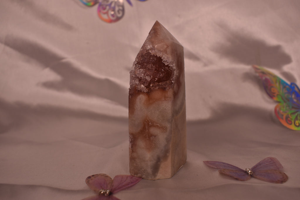 Pink amethyst Tower￼