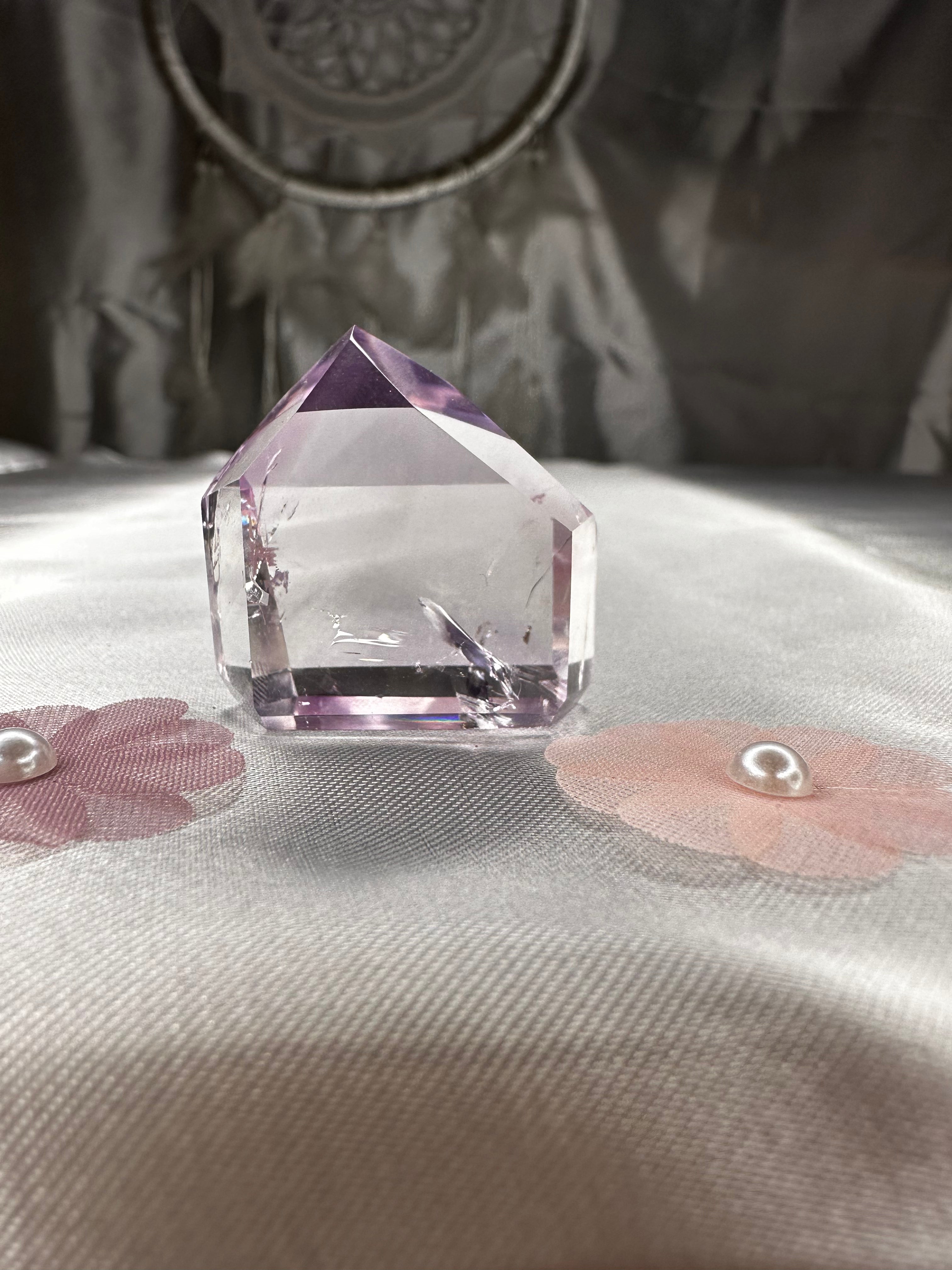 Phantom amethyst point