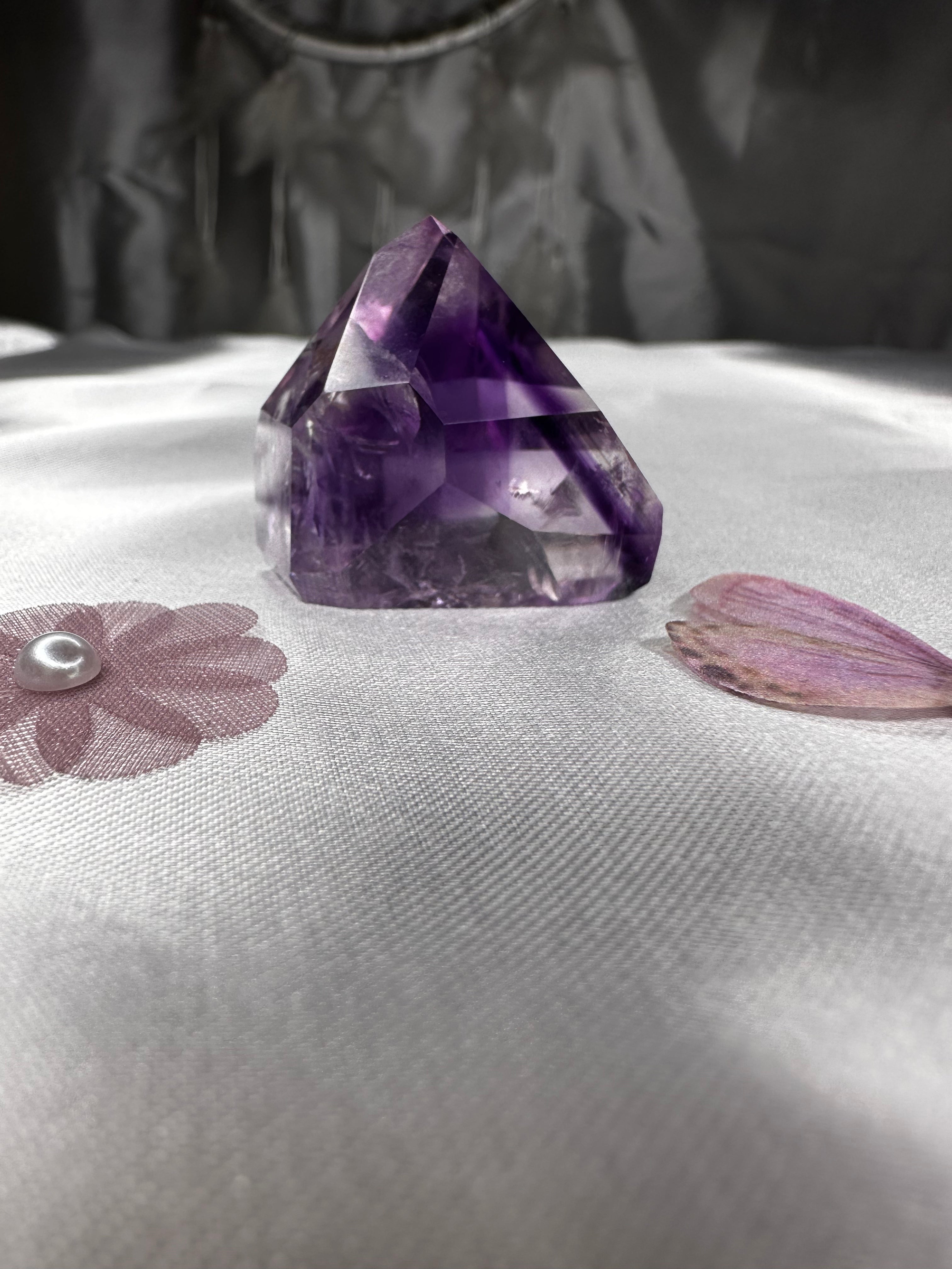 Phantom amethyst point