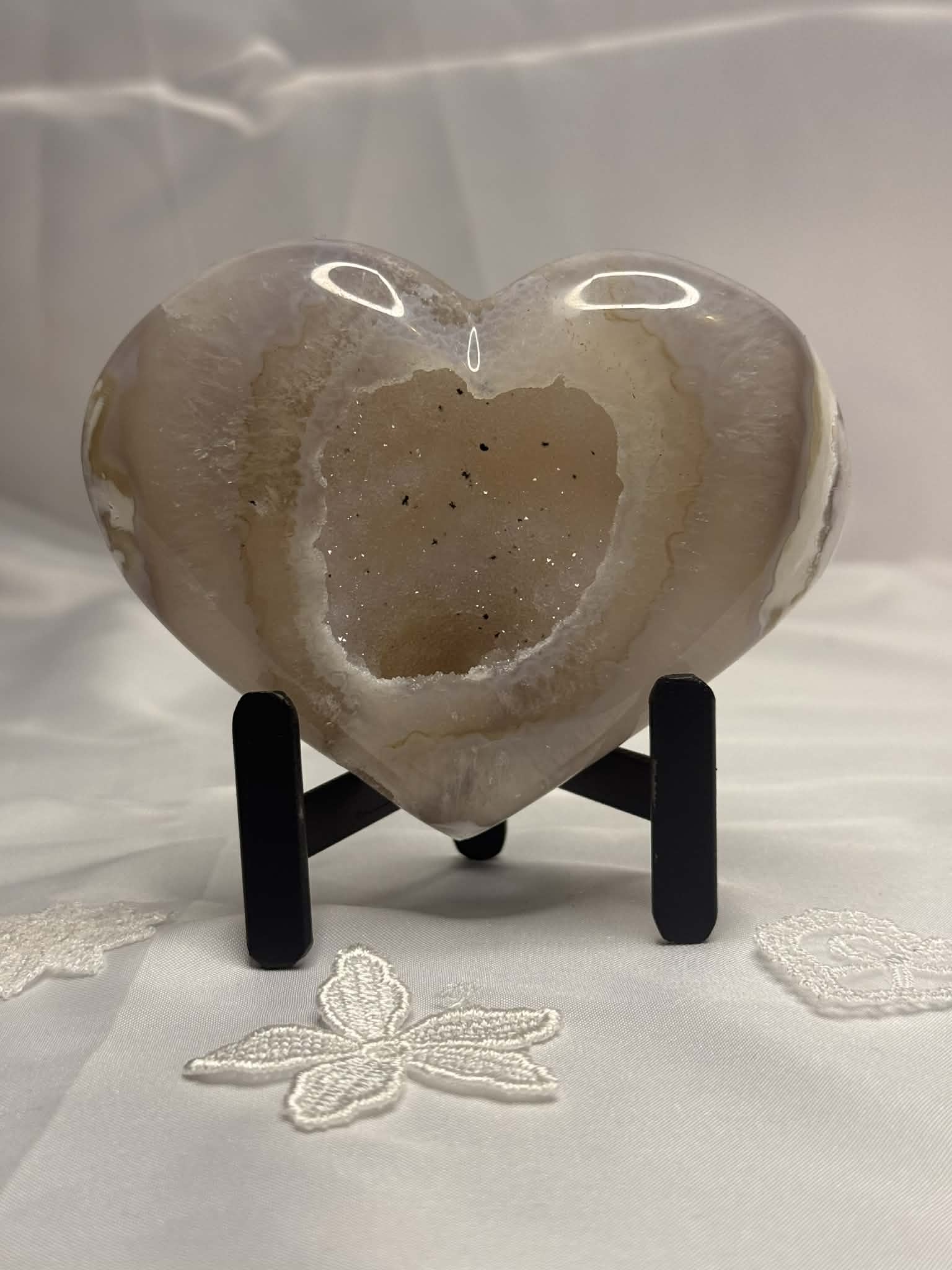 Druzy Agate heart on stand
