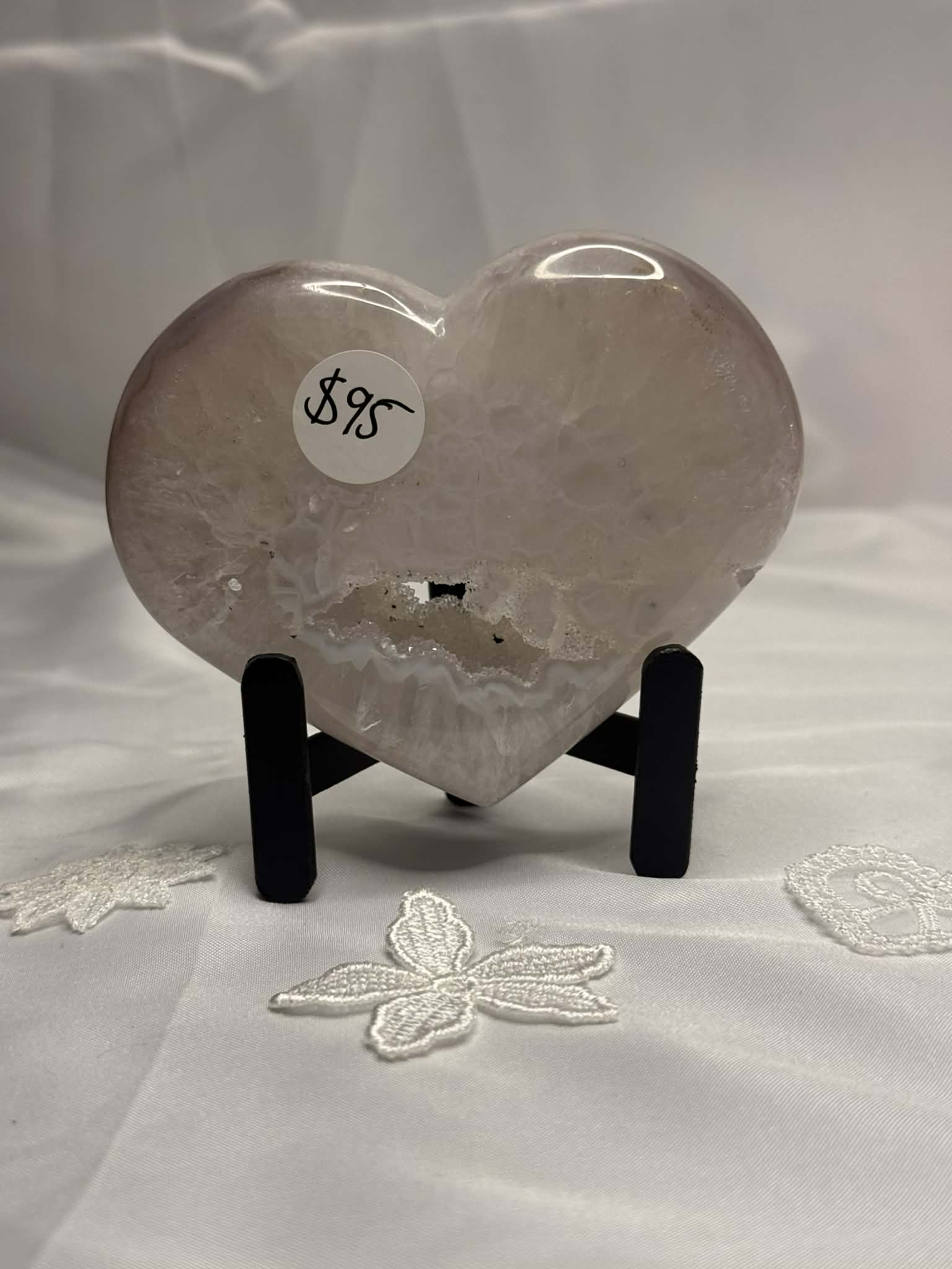 Druzy agate heart on stand
