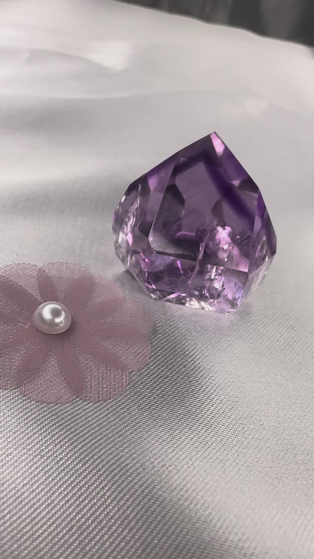 Phantom amethyst point